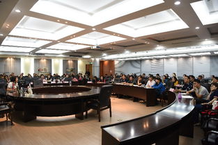 深耕课程开发，育生命之花——我校承办南京市生物学科课程开发研讨与展示活动圆满完成